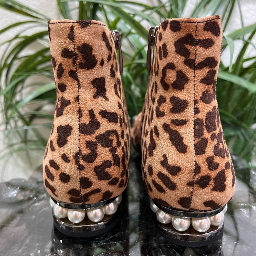 🐆New🐆 Dunion Animal Print Faux Suede And Pearl Heel Accent Side Zip Boots